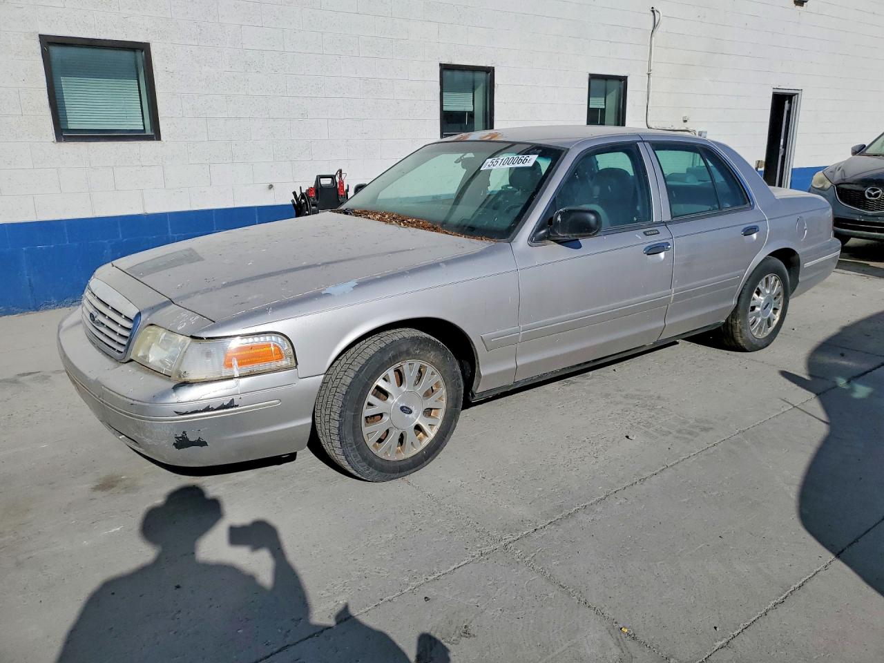 2004 Ford Crown Victoria LX, VIN 2FAFP74WX4X132158 — Mechanical