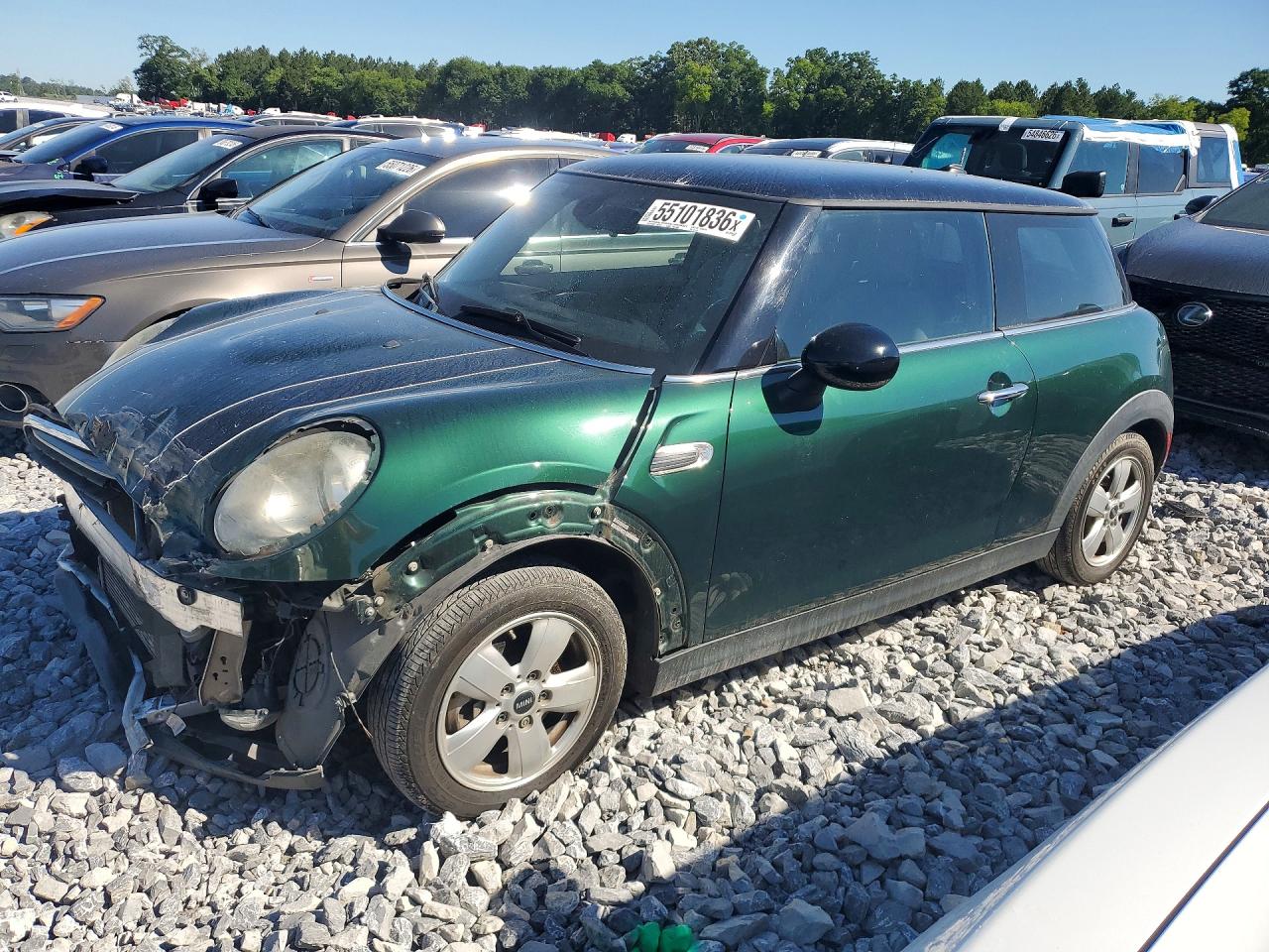 2016 MINI Hardtop, VIN WMWXP5C50G2D15247 — Front end