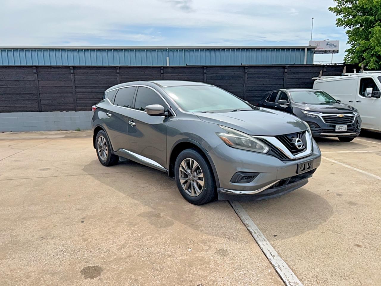 2018 Nissan Murano SV, VIN 5N1AZ2MG9JN151111 — Normal wear