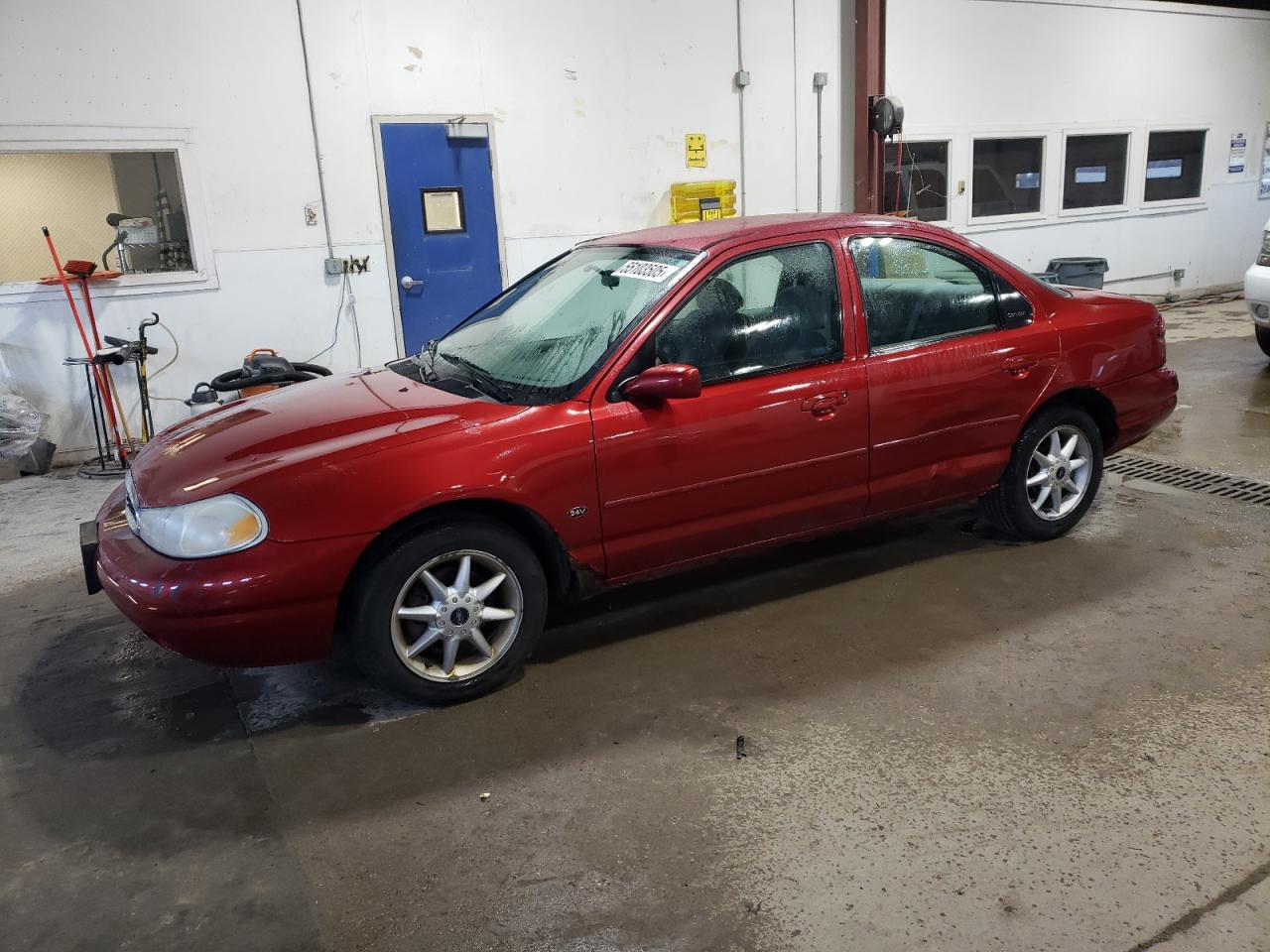 1998 Ford Contour SE Fleet, VIN 3FAFP66LXWM119339 — Side