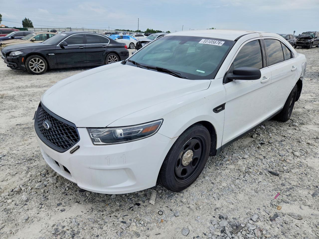 2018 Ford Police Interceptor, VIN 1FAHP2MKXJG137063 — Rear end