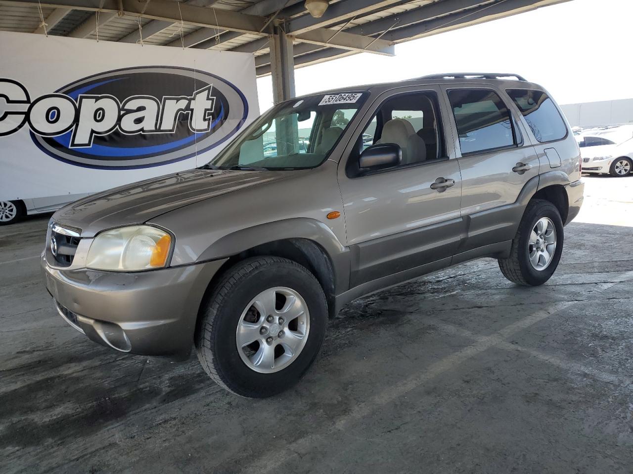 2001 Mazda Tribute LX, VIN 4F2YU09151KM67875 — Front end