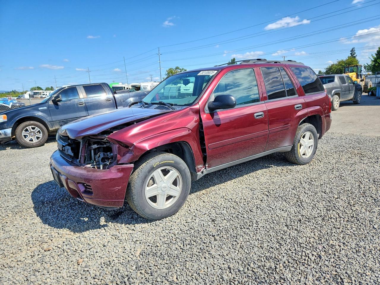 2007 Chevrolet TrailBlazer LS, VIN 1GNDT13S772226098 — Front end