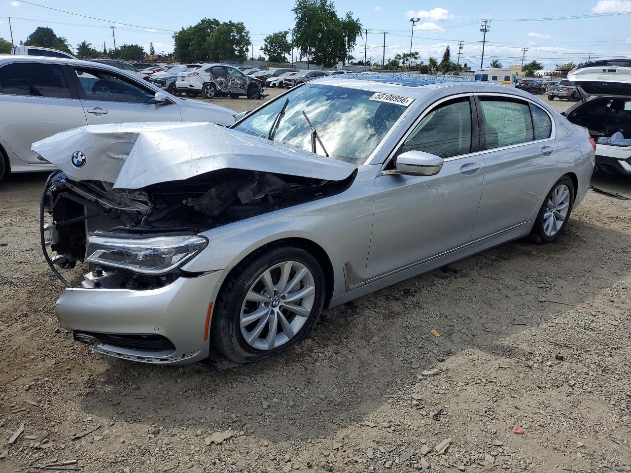 2018 BMW 7 Series 750i, VIN WBA7F0C50JGM23722 — Front end