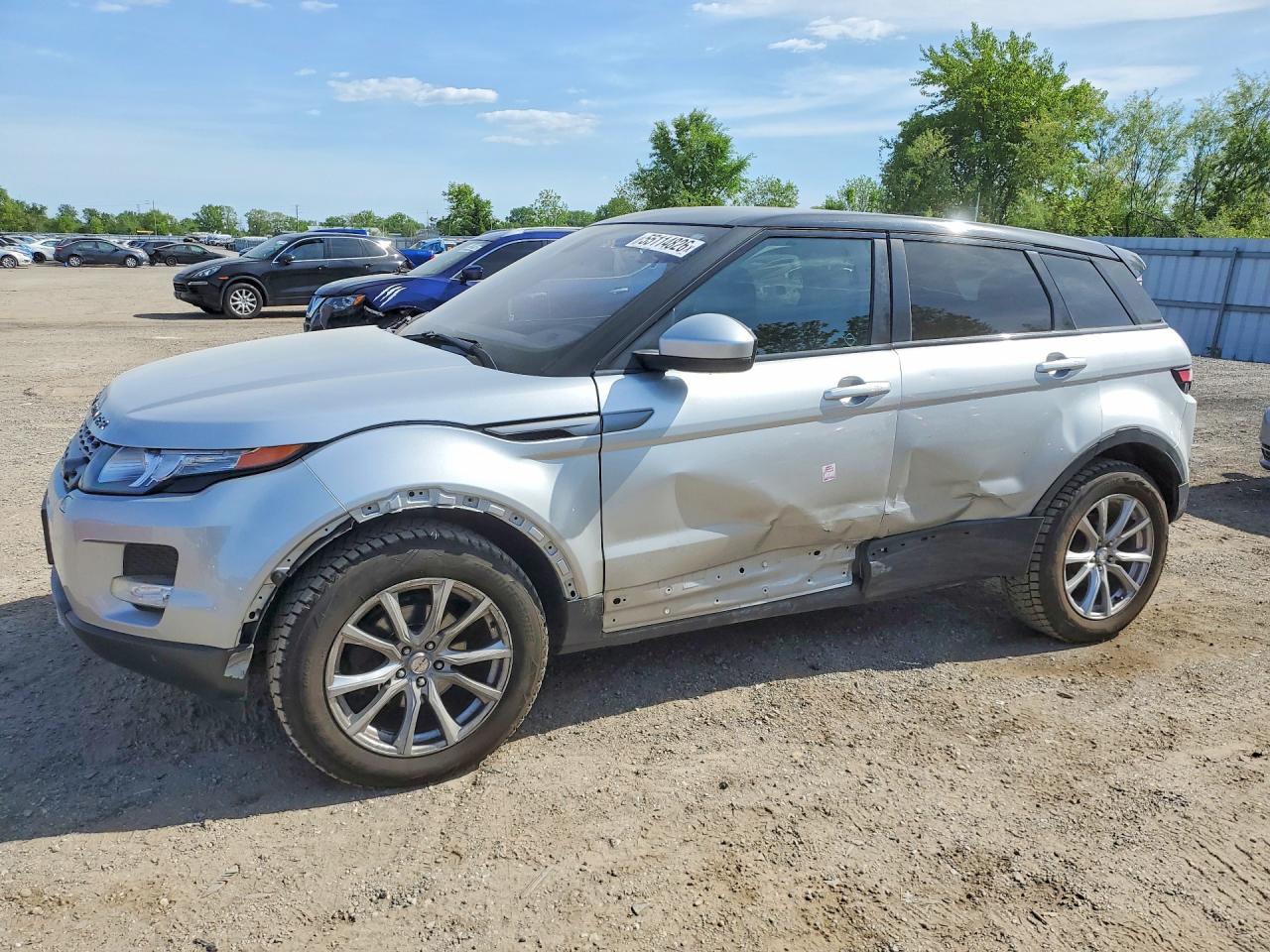 2014 Land Rover Range Rover Evoque Pure Plus, VIN SALVP2BG0EH930764 — Side