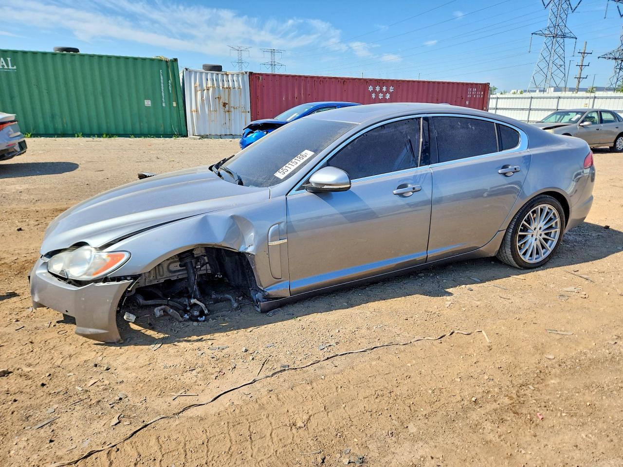 2010 Jaguar XF Premium Luxury, VIN SAJWA0GB7ALR59119 — Front end