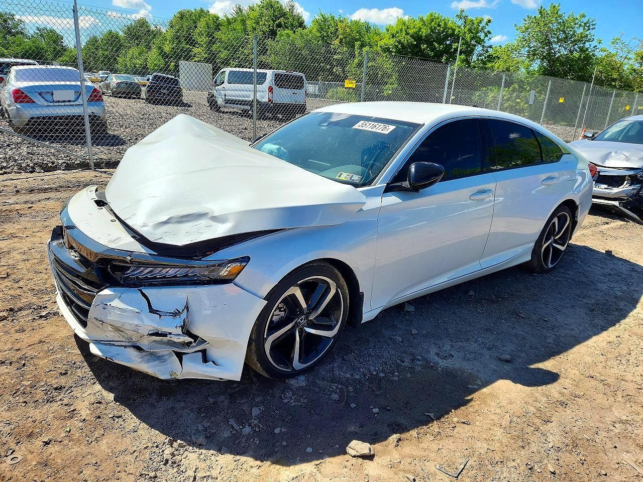 2022 Honda Accord Sport, VIN 1HGCV1F30NA116727 — Front end