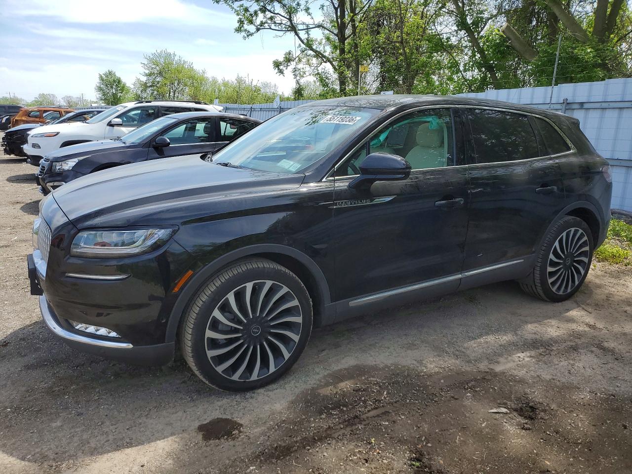 2021 Lincoln Nautilus Black Label, VIN 2LMPJ9JP1MBL04504 — Side