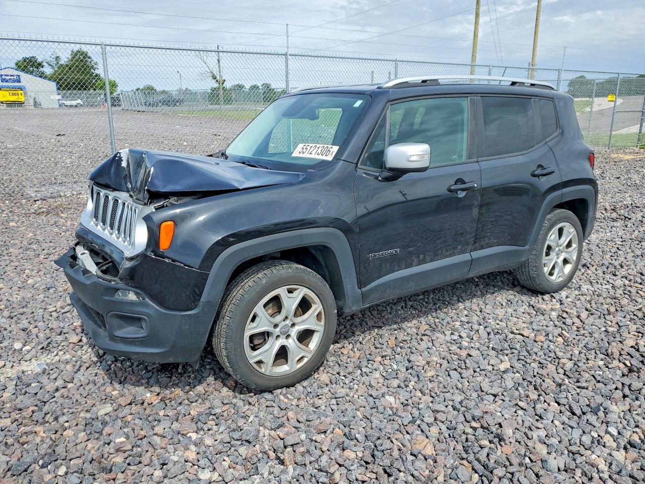 2015 Jeep Renegade Limited, VIN ZACCJBDT0FPB67465 — Front end