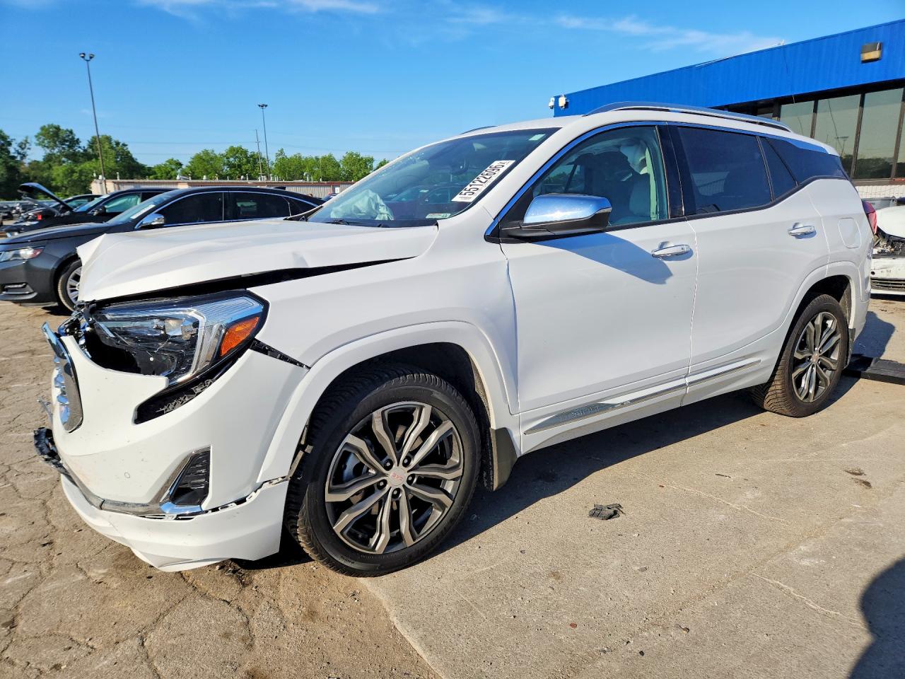 2020 GMC Terrain Denali, VIN 3GKALXEX4LL113147 — Front end