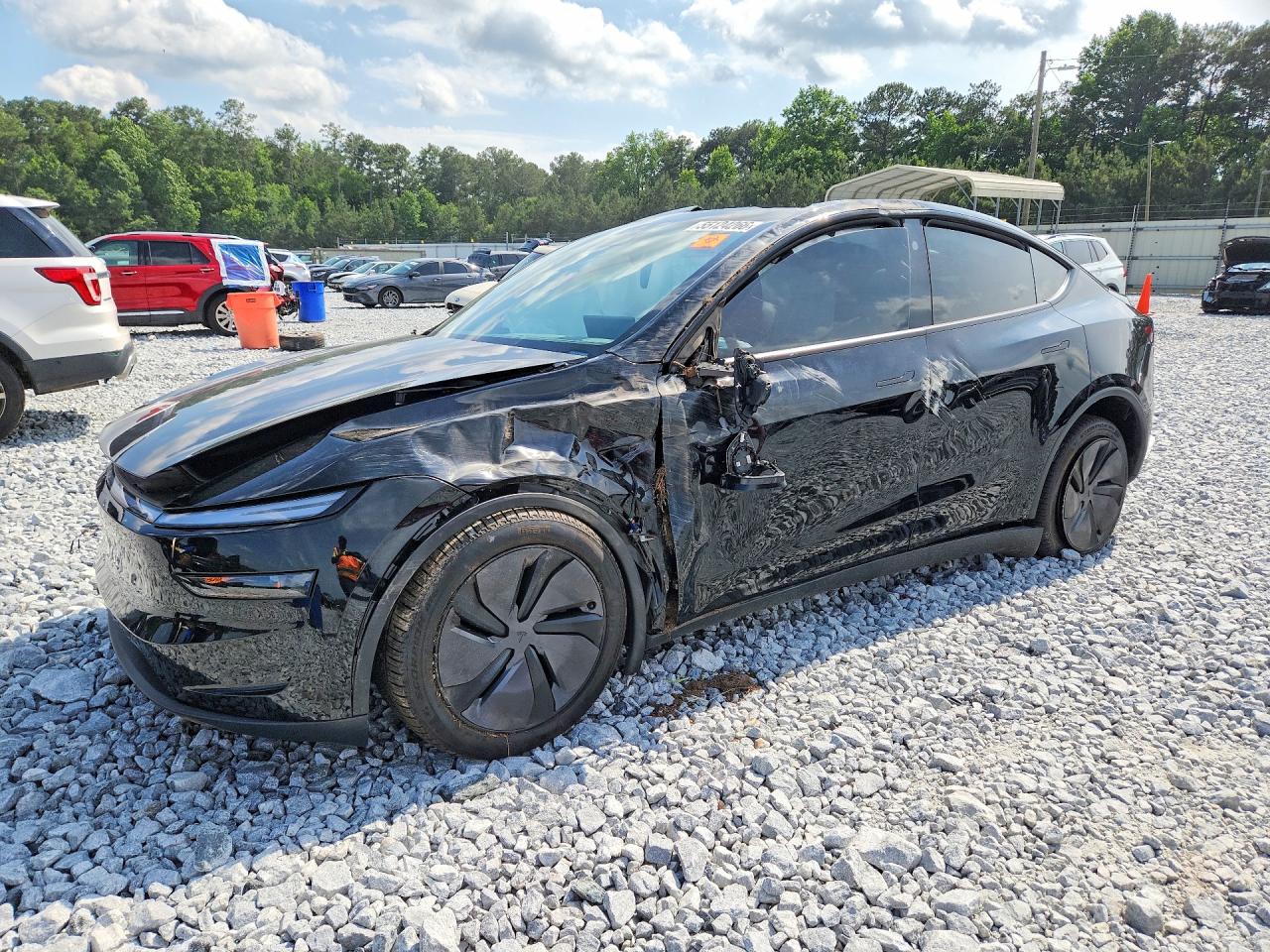 2026 Tesla Model Y Long Range Launch Series, VIN 7SAYGDEE0TA650091 — Опрокидывание