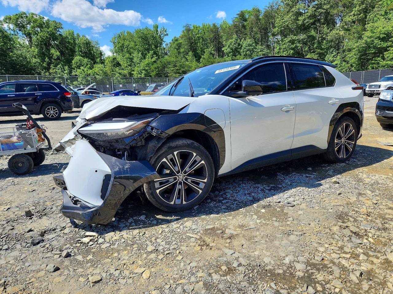 2023 Toyota bZ4X XLE, VIN JTMABACA8PA046317 — Front end
