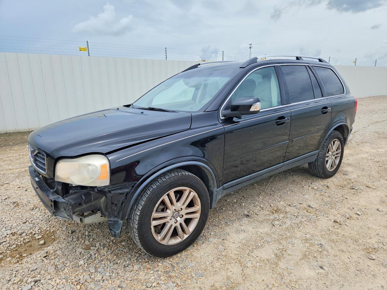 2012 Volvo XC90, VIN YV4952CZ9C1626544 — Front end
