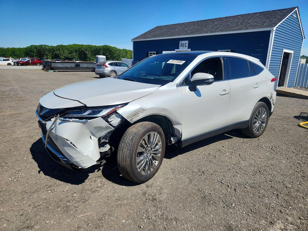 2023 Toyota Venza Limited, VIN JTEAAAAH2PJ133855 — Front end