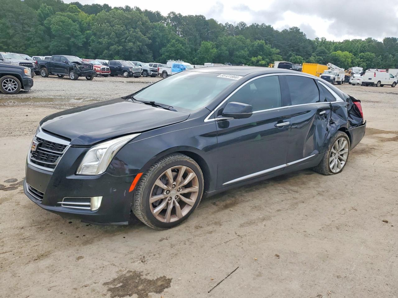 2016 Cadillac XTS Luxury Collection, VIN 2G61M5S30G9138685 — Undercarriage