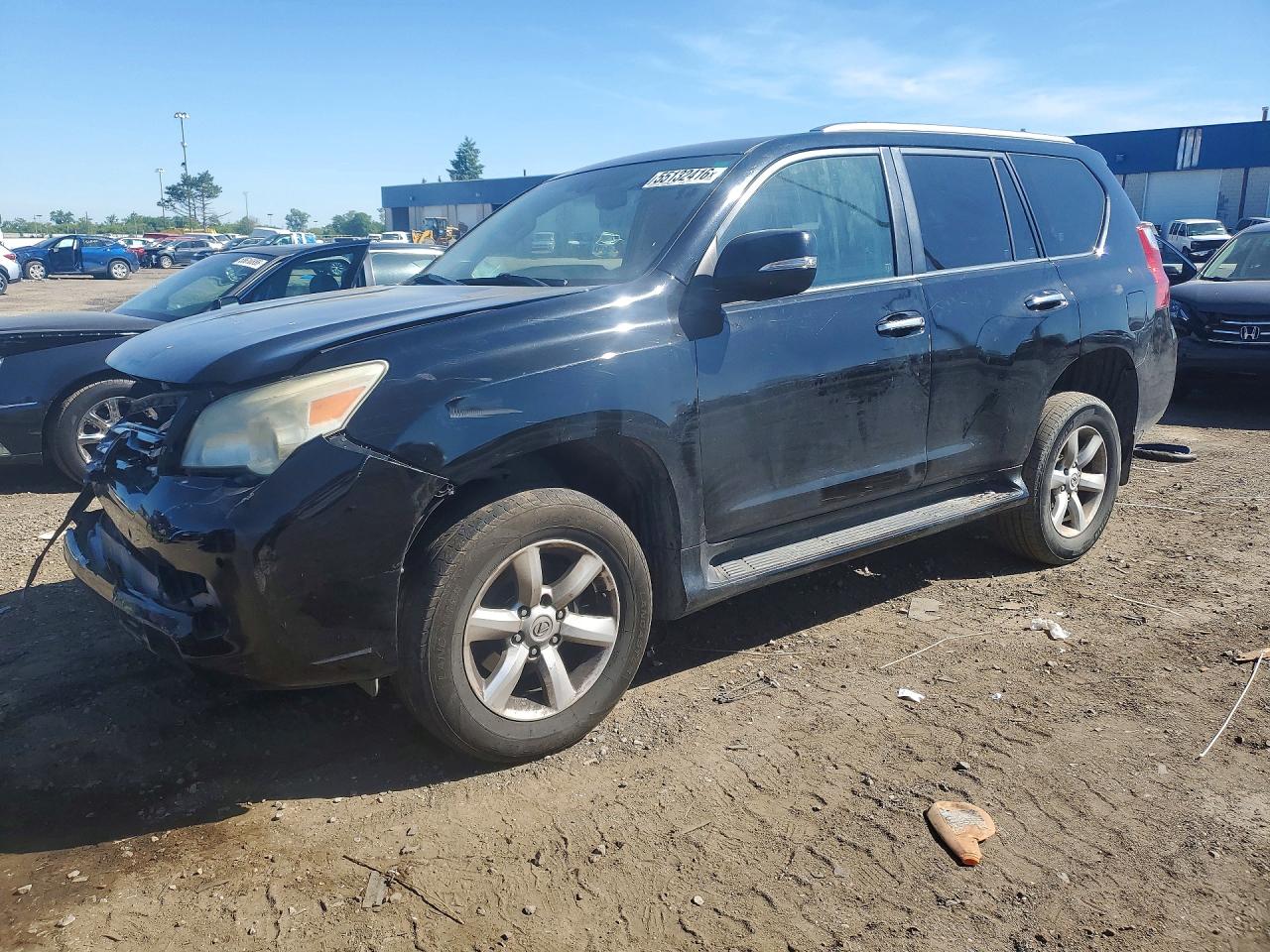 2011 Lexus GX 460, VIN JTJBM7FXXB5018681 — Front end