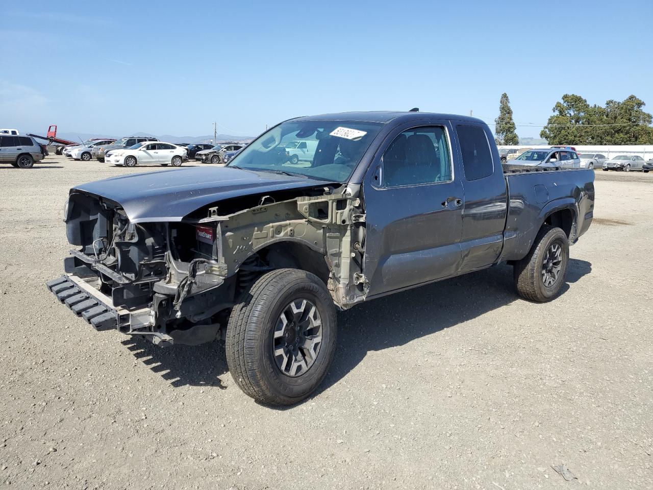 2019 Toyota Tacoma SR, VIN 5TFRX5GN2KX156715 — Front end