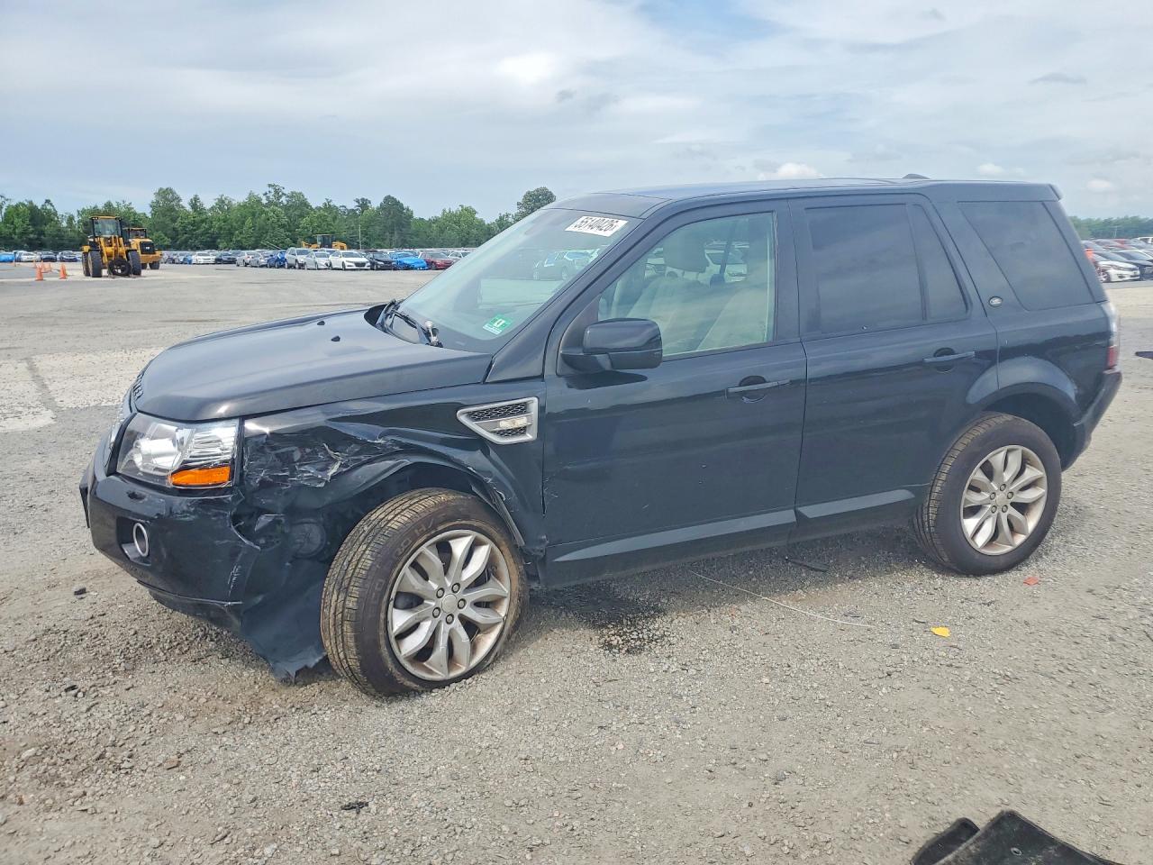 2015 Land Rover LR2 HSE, VIN SALFR2BG7FH425658 — Front end