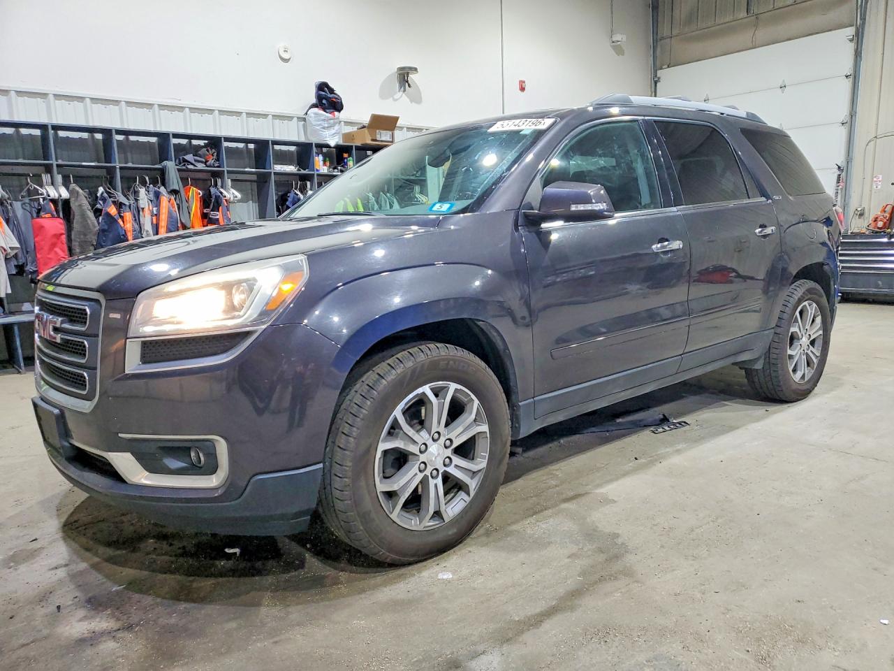 2015 GMC Acadia SLT, VIN 1GKKVSKD5FJ359213 — Front end
