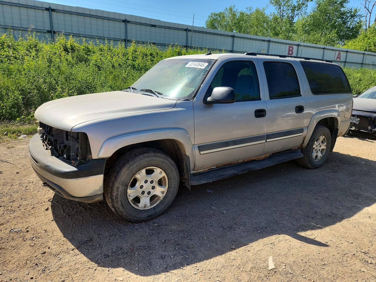 2005 Chevrolet Suburban LT, VIN 3GNFK16Z45G263117 — Front end