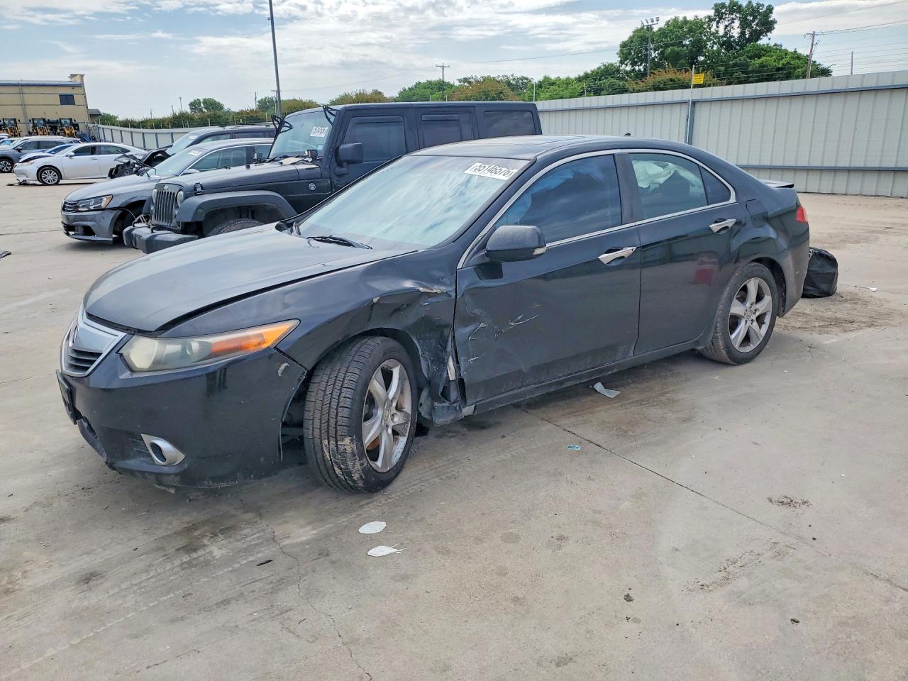 2011 Acura TSX, VIN JH4CU2F6XBC002623 — Side