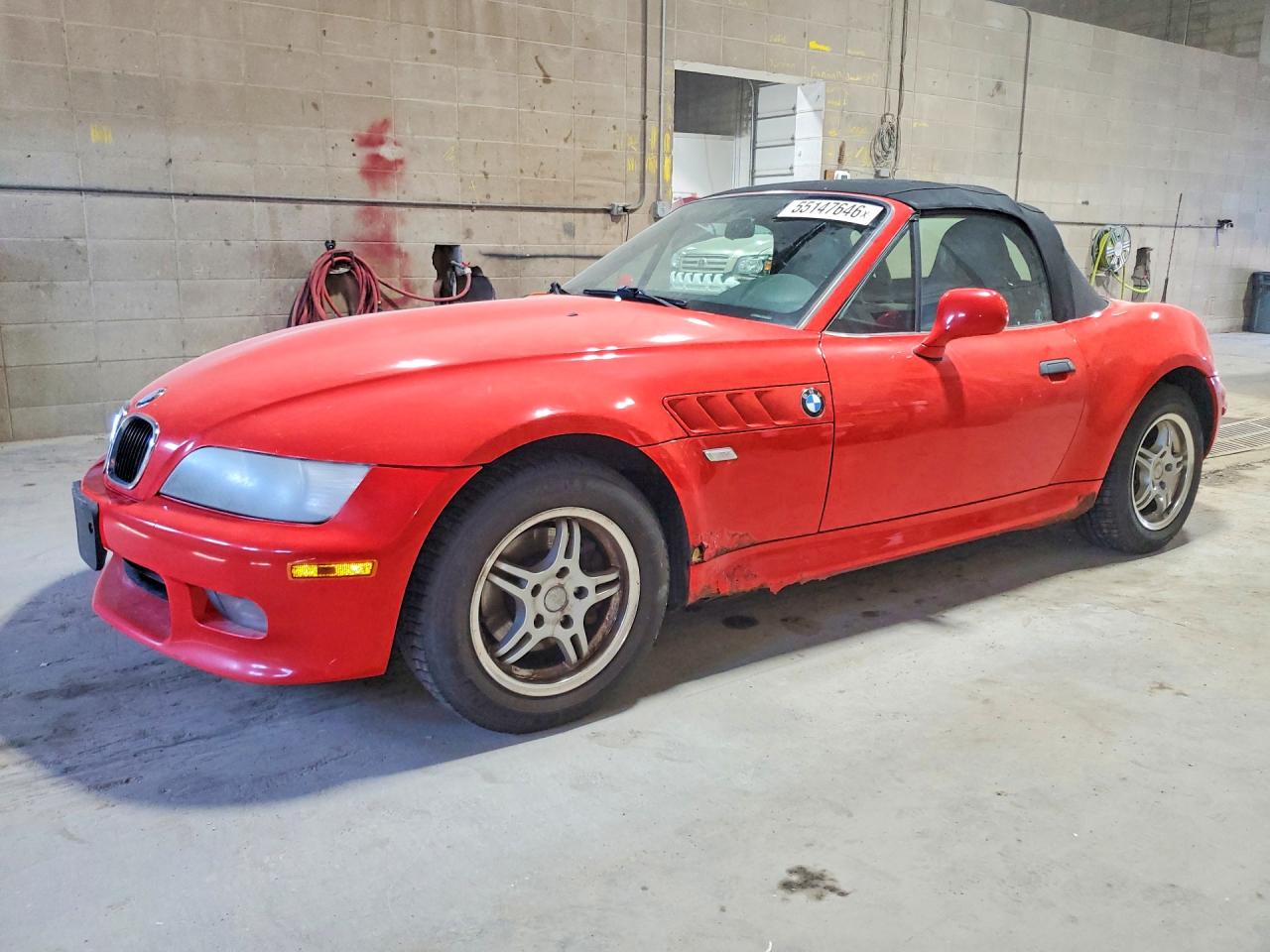 2001 BMW Z3 2.5, VIN WBACN33401LM00720 — Minor dents and scratches