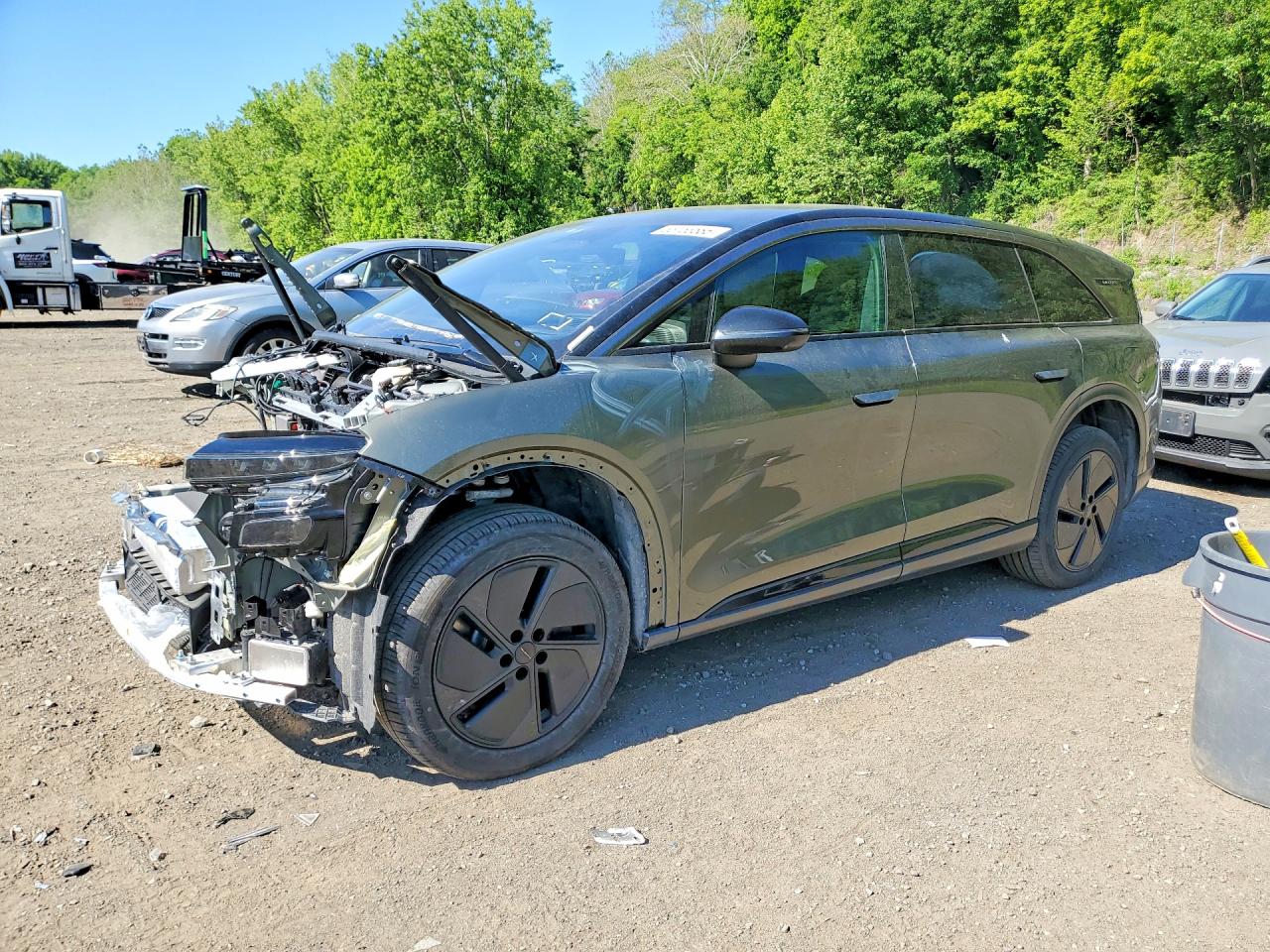 2026 Lucid Gravity Grand Touring, VIN 7UUG1GHK8TA006508 — Front end