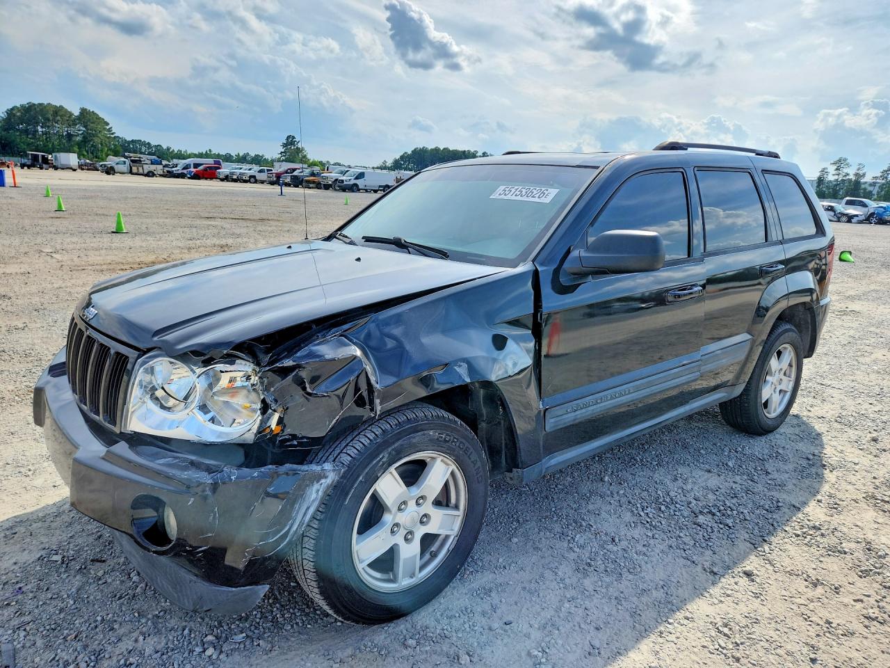 2006 Jeep Grand Cherokee Laredo, VIN 1J4GS48K56C178350 — Front end