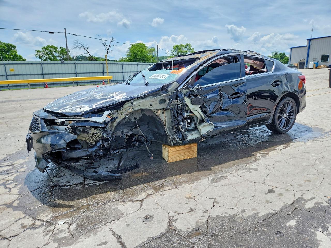 2019 Acura ILX Premium, VIN 19UDE2F83KA005283 — Front end
