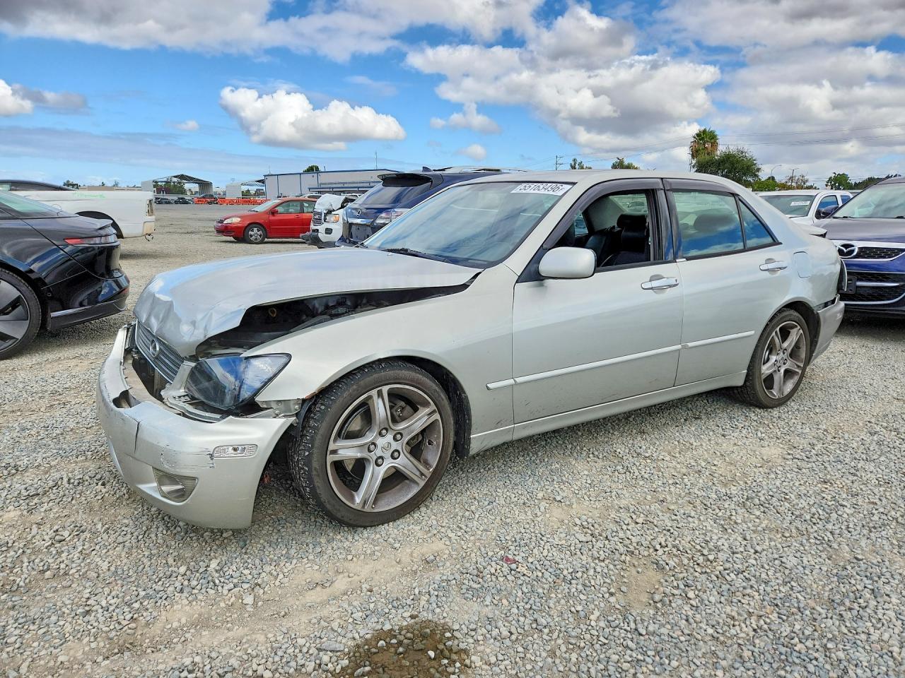2002 Lexus IS 300/350, VIN JTHBD192120050429 — Front end