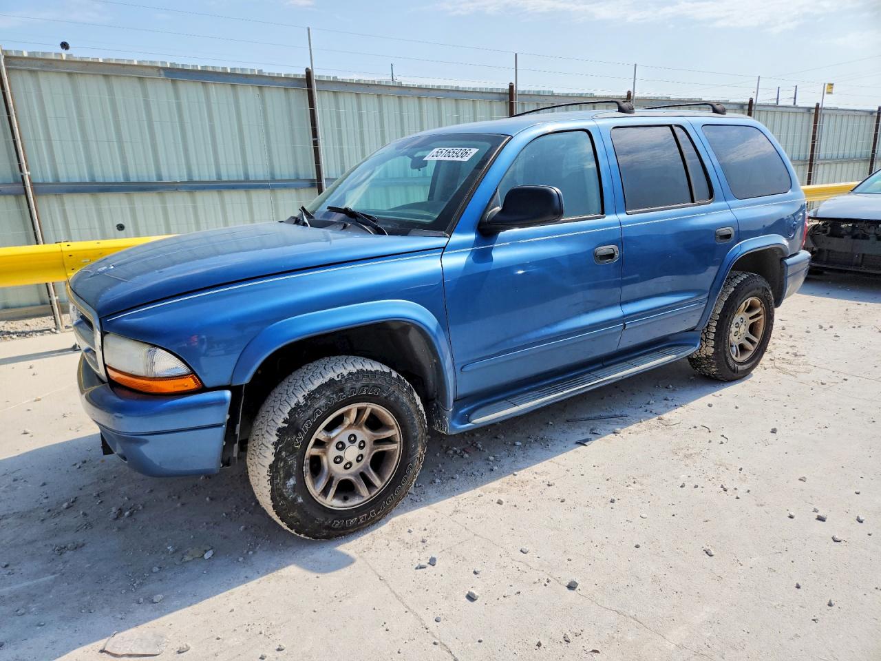2003 Dodge Durango SLT, VIN 1D4HS48N63F606668 — Front end