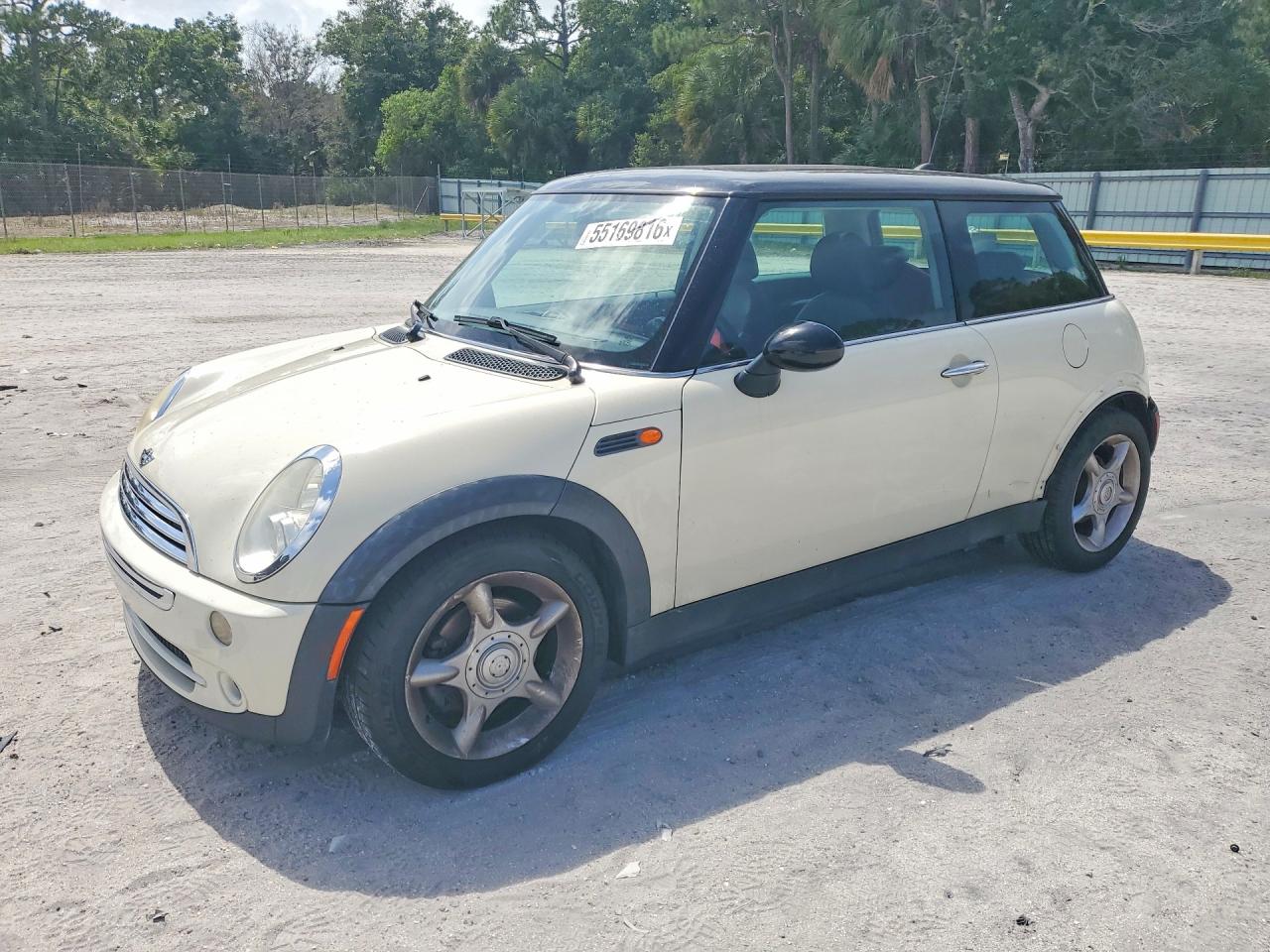 2005 MINI Hardtop, VIN WMWRC33425TJ66215 — Mechanical