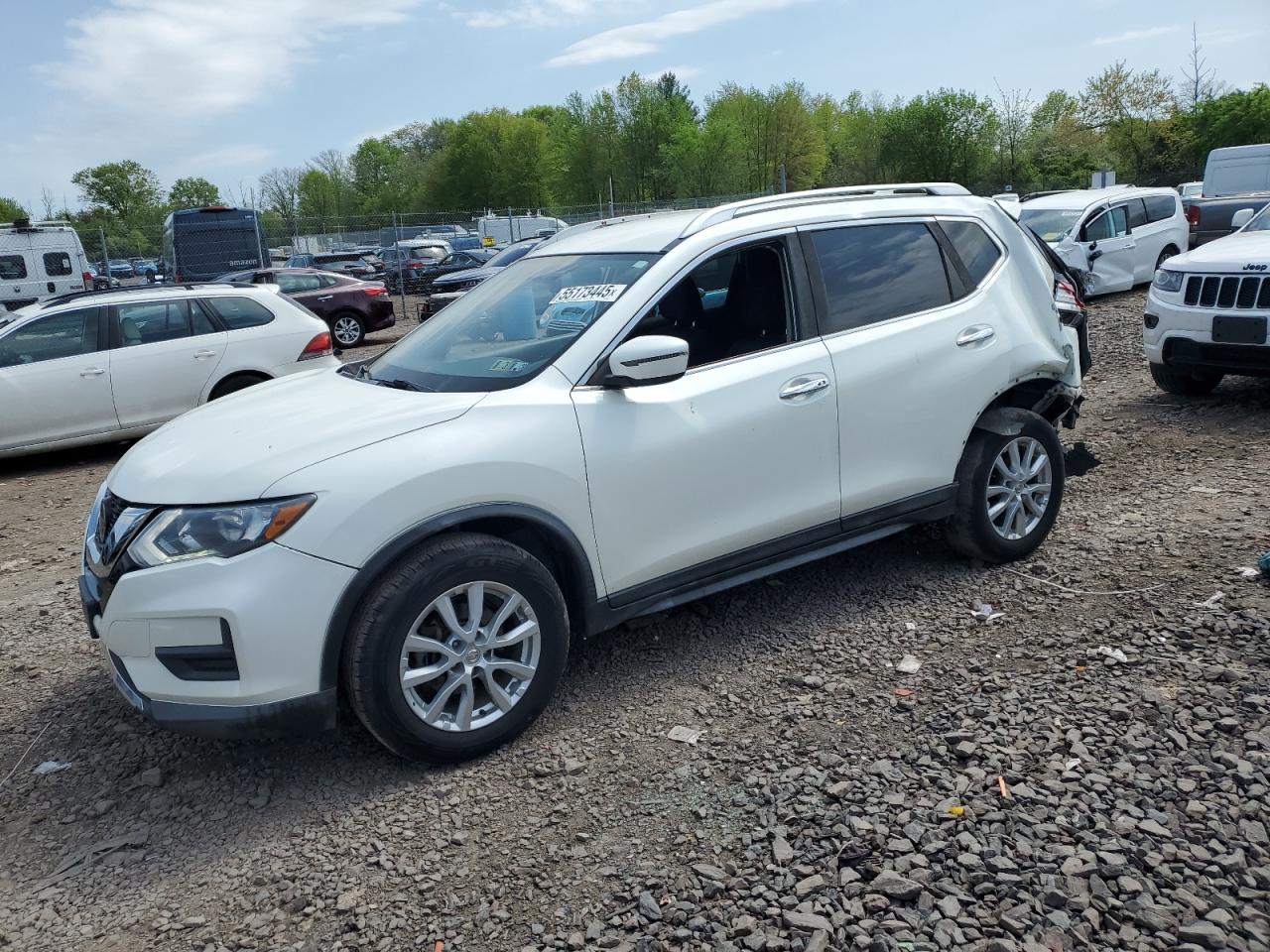 2018 Nissan Rogue SV, VIN KNMAT2MV8JP546051 — Rear end