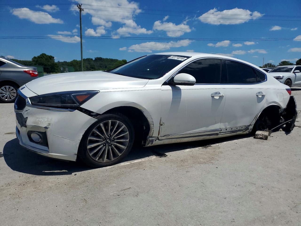 2017 Kia Cadenza Premium, VIN KNALC4J14H5072818 — Rear end