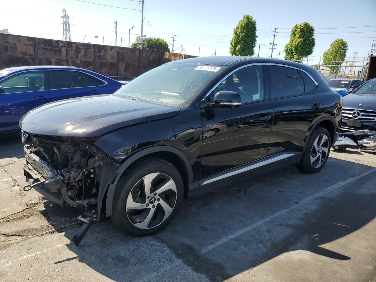 2023 VinFast VF 8 Eco, VIN RLLV1AEB7PH002297 — Front end