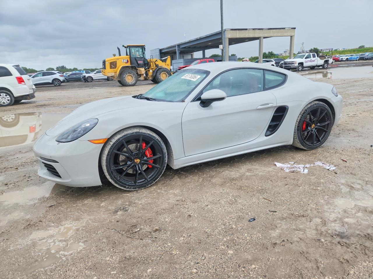 2024 Porsche 718 Cayman S, VIN WP0AB2A83RK264104 — Undercarriage