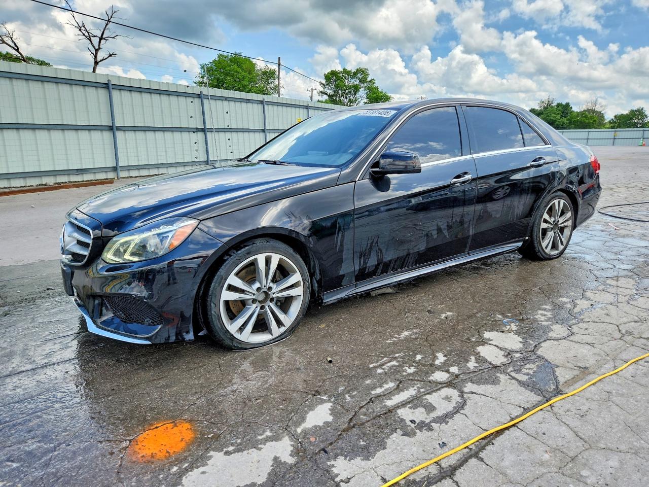 2016 Mercedes-Benz E 350 Sport, VIN WDDHF8JB1GB170646 — Vandalism