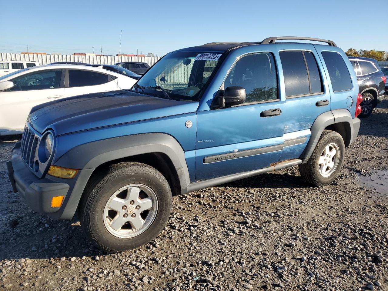 2006 Jeep Liberty Sport, VIN 1J4GL48K46W172793 — Normal wear