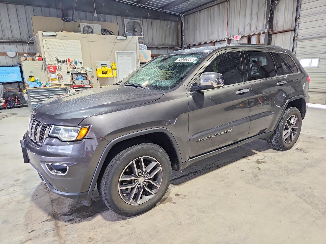 2017 Jeep Grand Cherokee Limited, VIN 1C4RJFBG2HC635216 — Град
