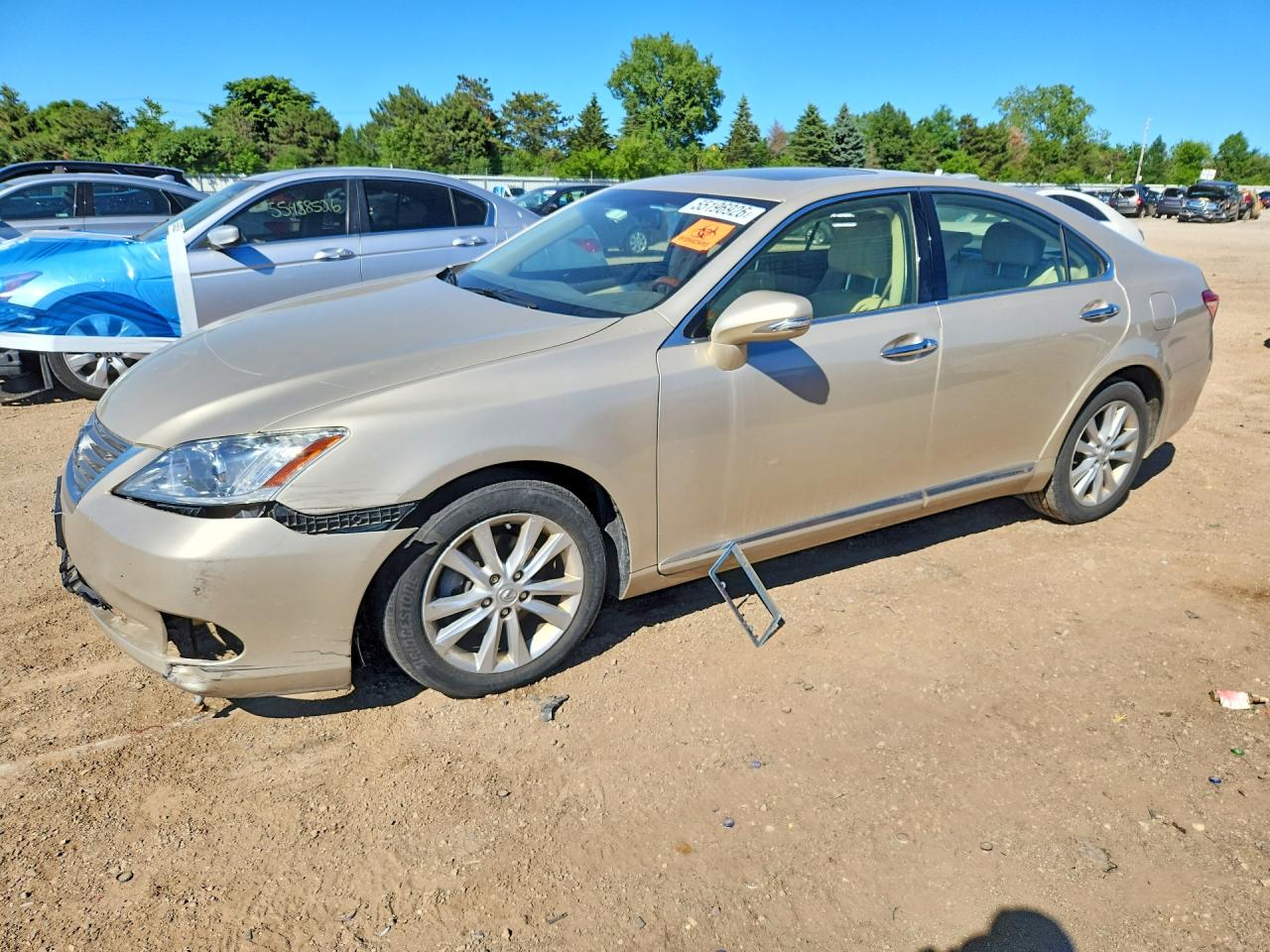 2012 Lexus ES 330, VIN JTHBK1EG6C2511296 — Front end