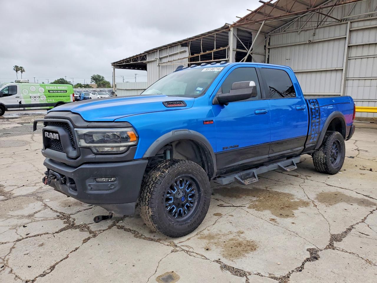 2020 Ram 2500 Power Wagon, VIN 3C6TR5EJ0LG150134 — Front end