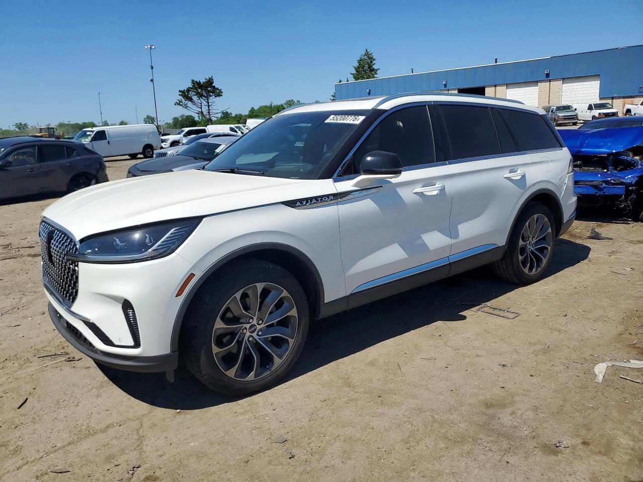 2025 Lincoln Aviator Reserve, VIN 5LM5J7XC3SGL15860 — Rear end
