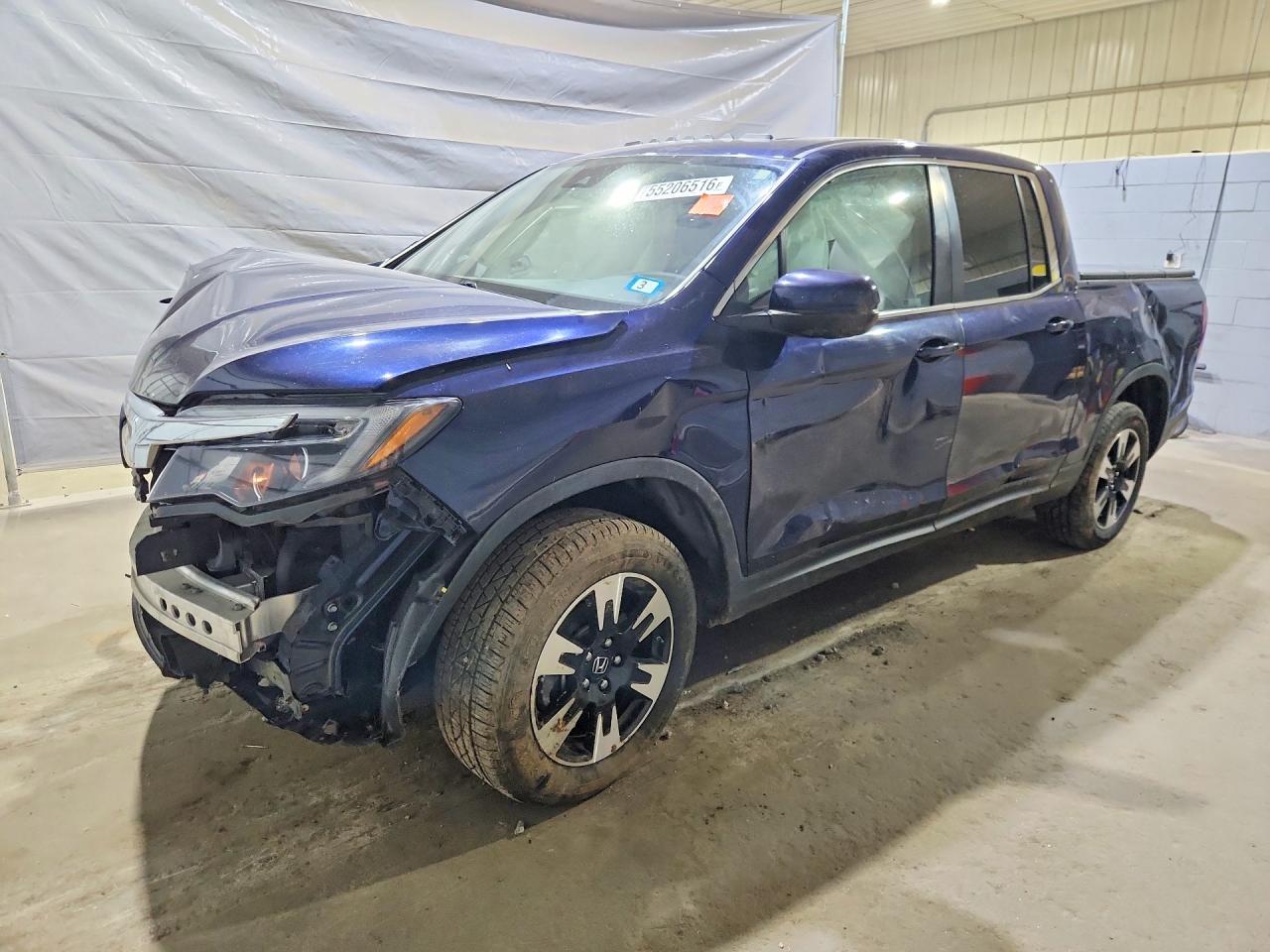 2020 Honda Ridgeline RTL, VIN 5FPYK3F51LB031160 — Front end