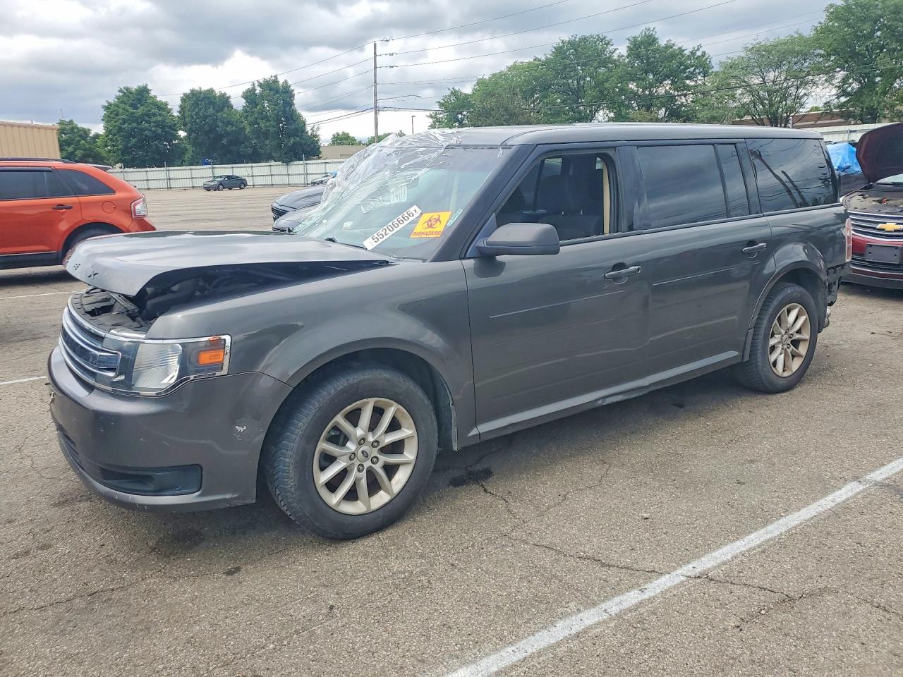 2015 Ford Flex SE, VIN 2FMGK5B8XFBA20770 — Перед