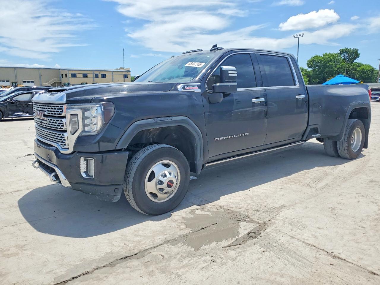 2022 GMC Sierra 3500HD Denali, VIN 1GT49WEY7NF327234 — Rear end
