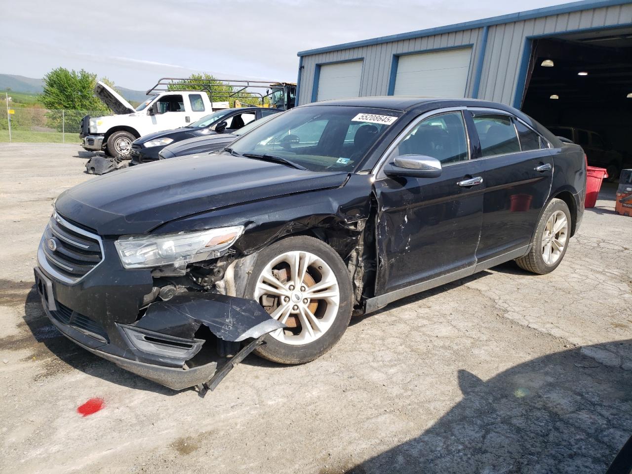 2014 Ford Taurus SEL, VIN 1FAHP2E83EG100509 — Front end