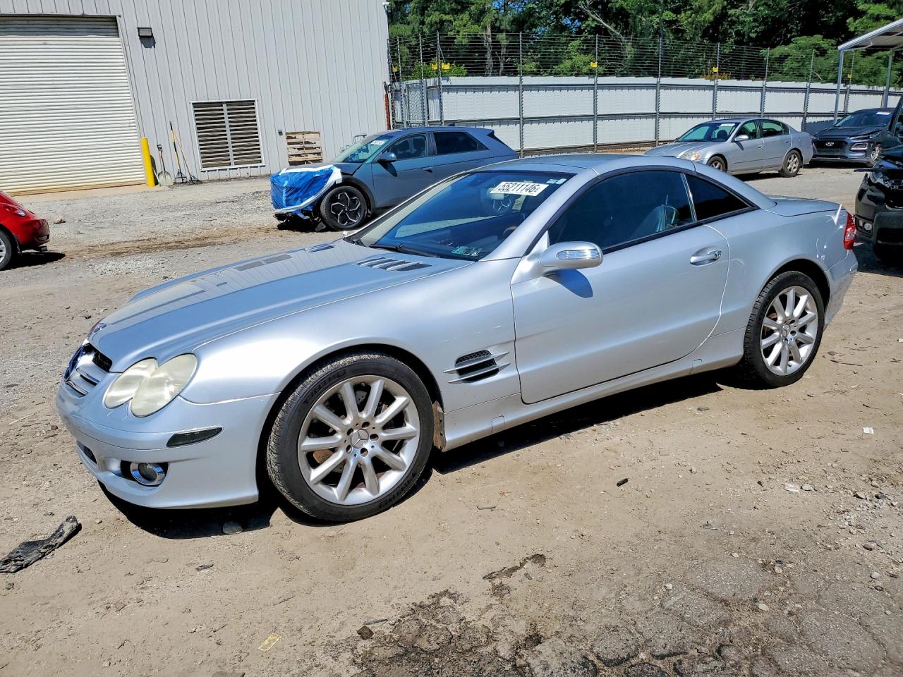 2007 Mercedes-Benz SL 550, VIN WDBSK71F47F130514 — Front end
