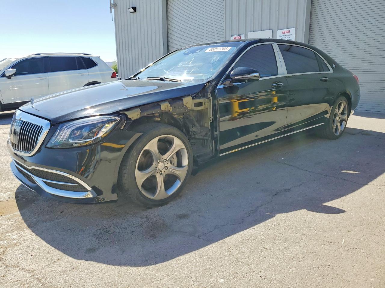 2016 Mercedes-Benz S Maybach S 600, VIN WDDUX7GB5GA268601 — Front end