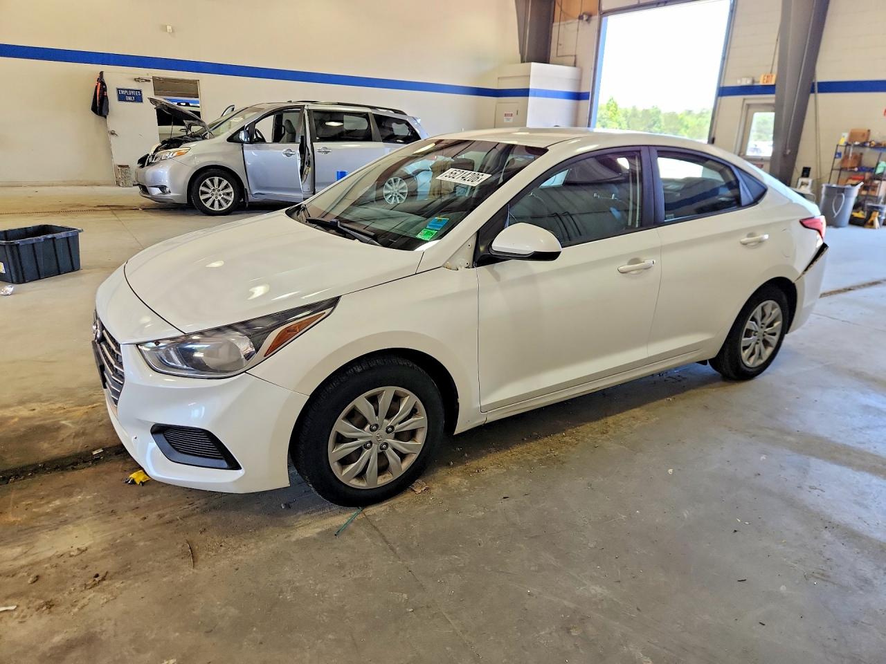 2019 Hyundai Accent SE, VIN 3KPC24A31KE080877 — Rear end