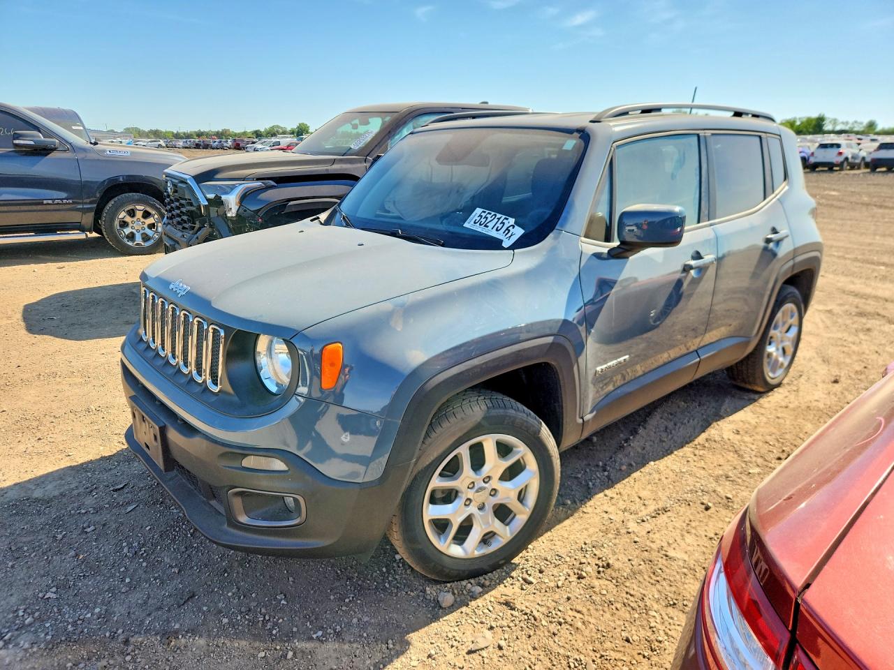 2018 Jeep Renegade Latitude, VIN ZACCJBBB0JPJ32978 — Бок
